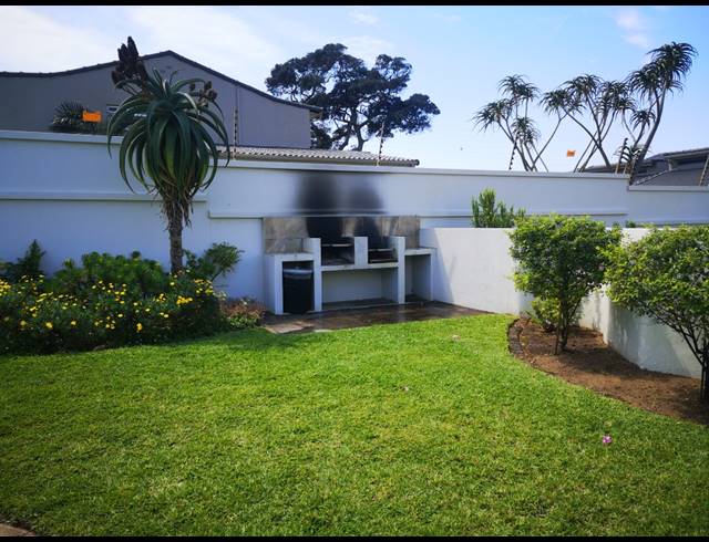 4 BEDROOM GATED ESTATE TO LET IN LA LUCIA
